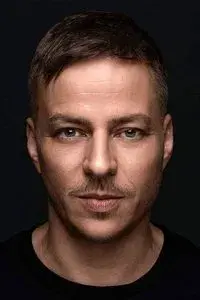 Tom Wlaschiha